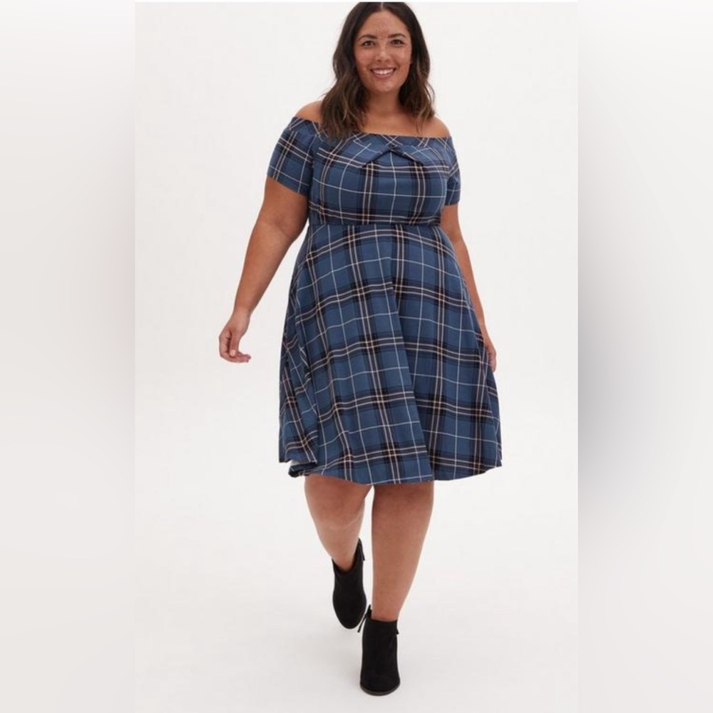 Torrid Sz. 2 (2X/18-20) Teal Mini Studio Luxe Ponte Off-Shoulder Skater Dress